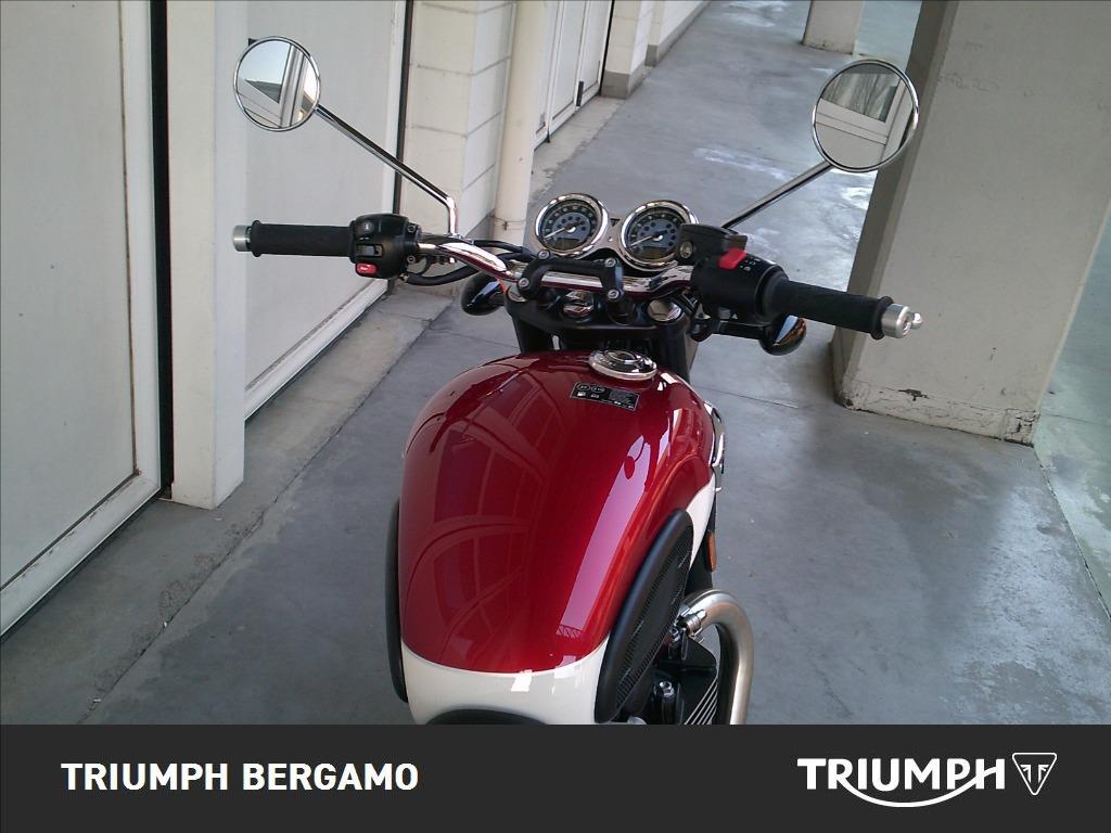 TRIUMPH Bonneville 900 T100 