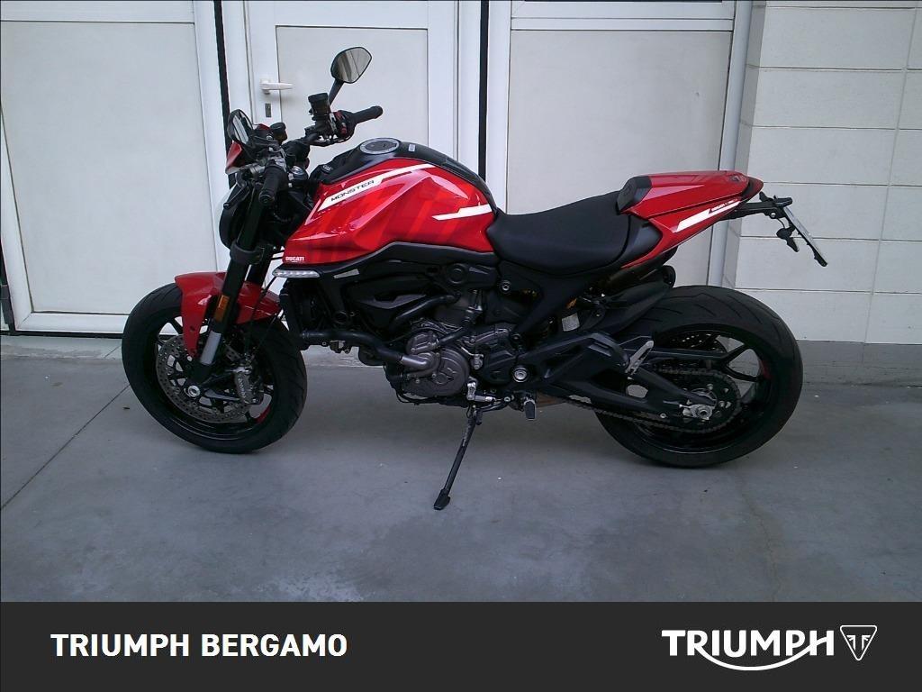 DUCATI Monster 937 plus Red
