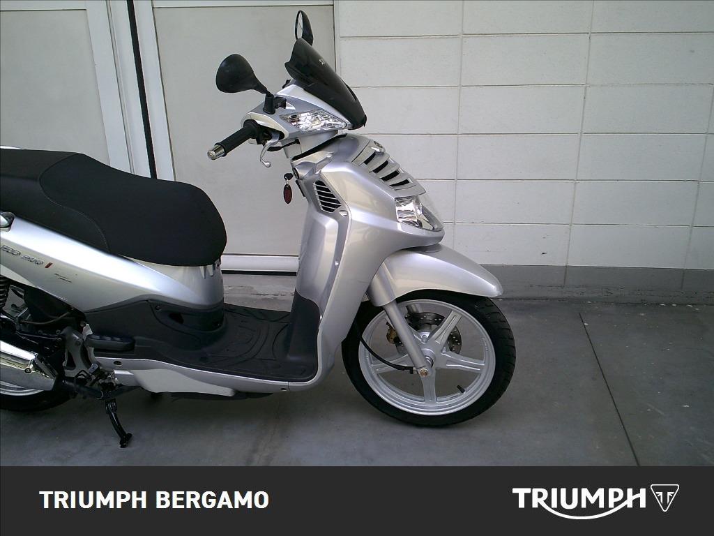 SYM HD 200 Evo ie LH