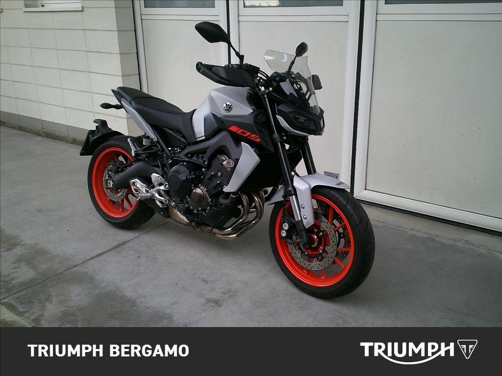YAMAHA MT-09 850 Abs