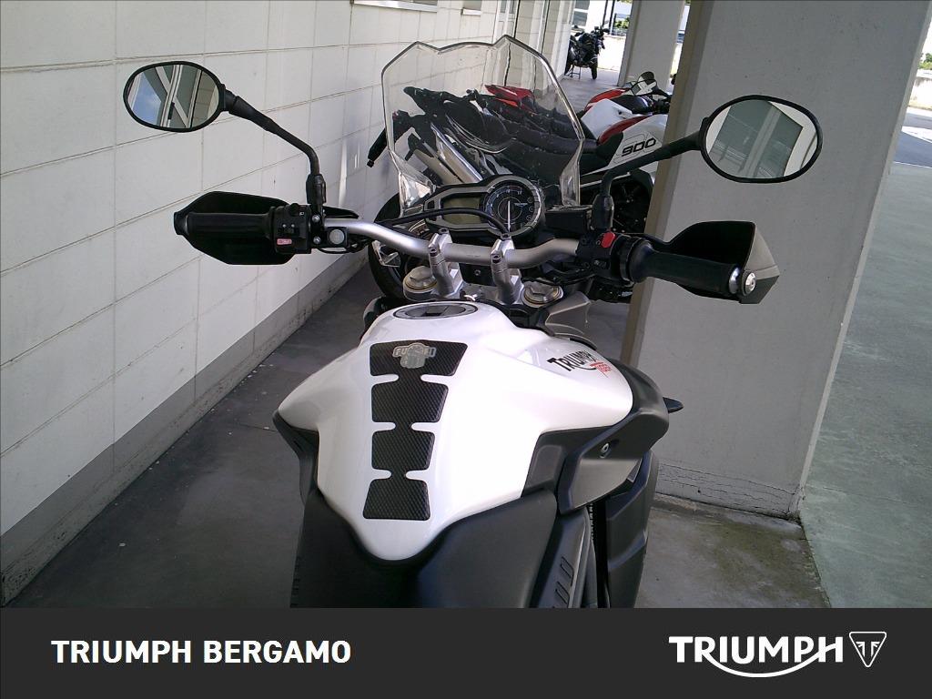 TRIUMPH Tiger 800 Abs