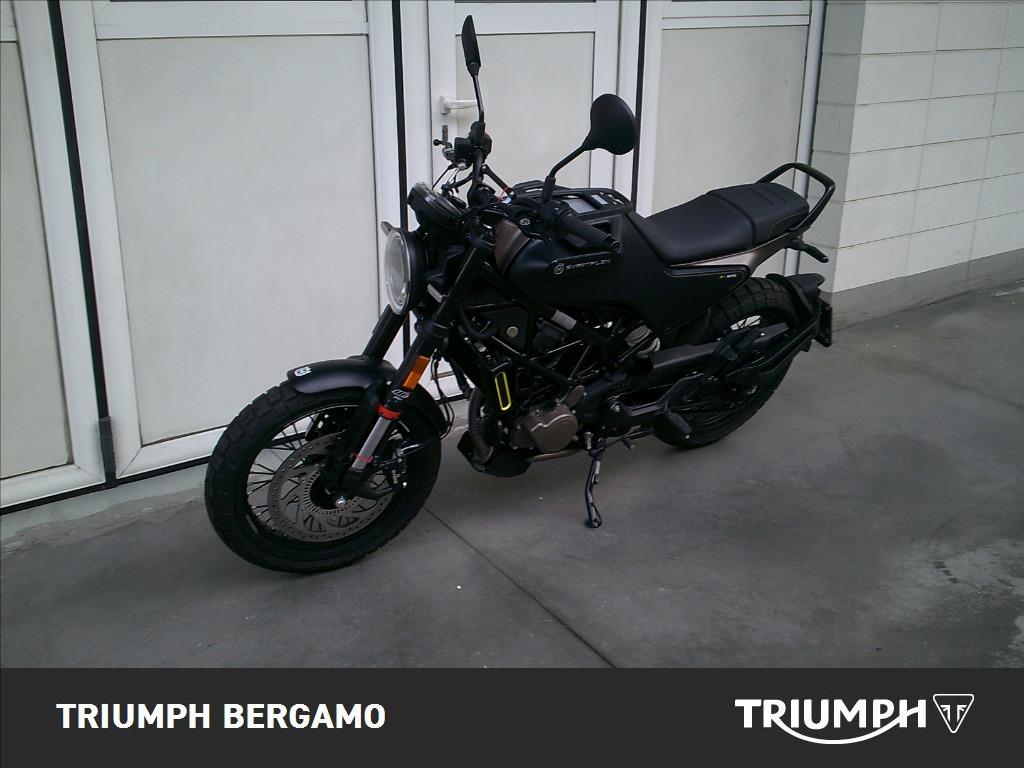 HUSQVARNA Svartpilen 125 4T