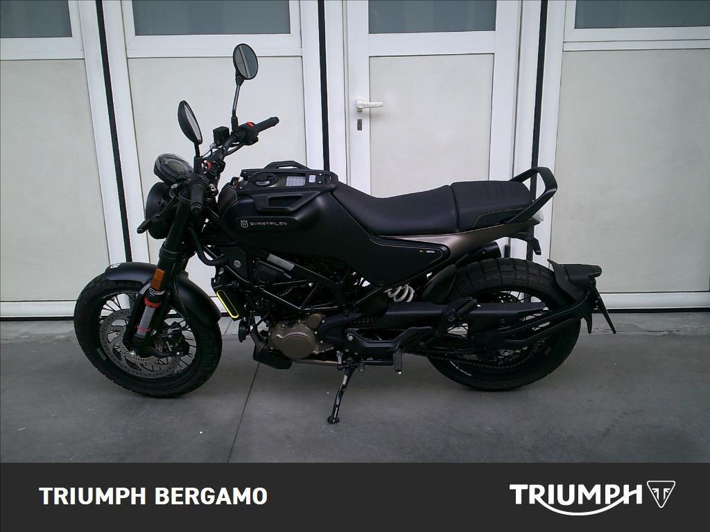 HUSQVARNA Svartpilen 125 4T