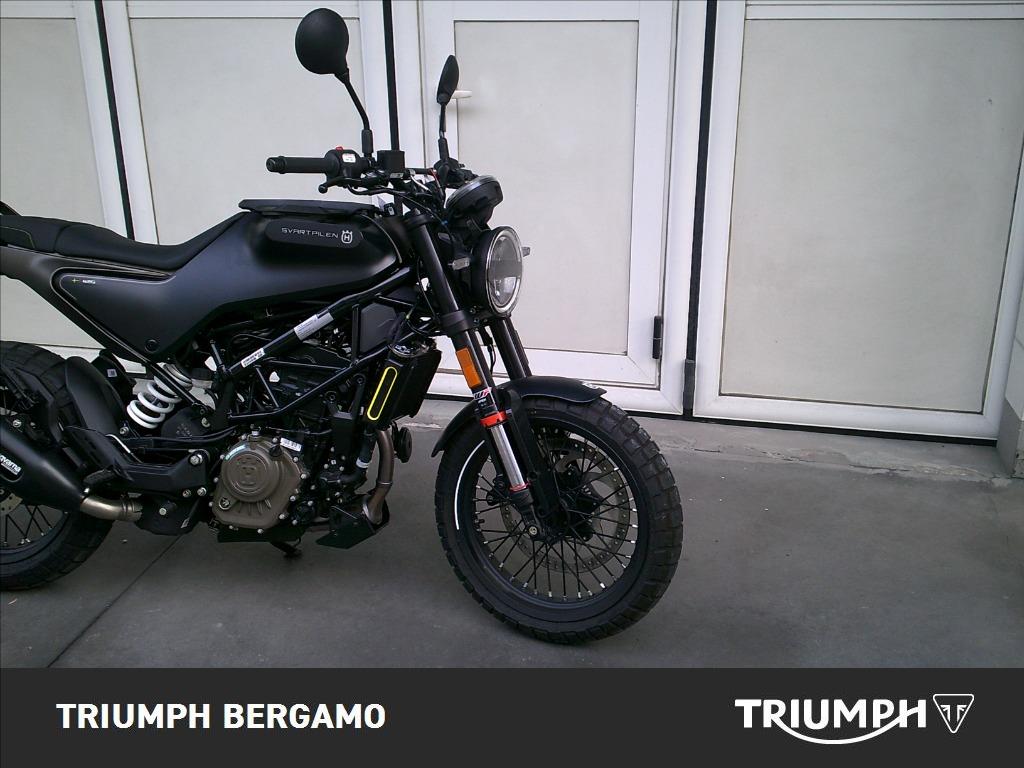 HUSQVARNA Svartpilen 125 4T