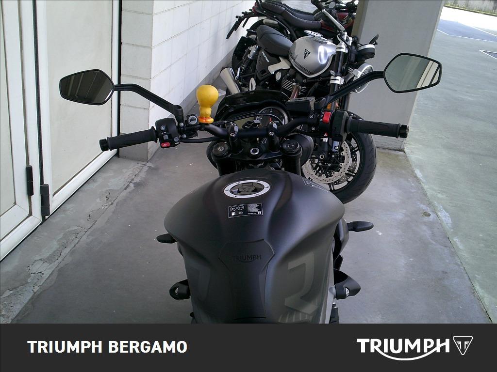 TRIUMPH Street Triple 765 R Low seat