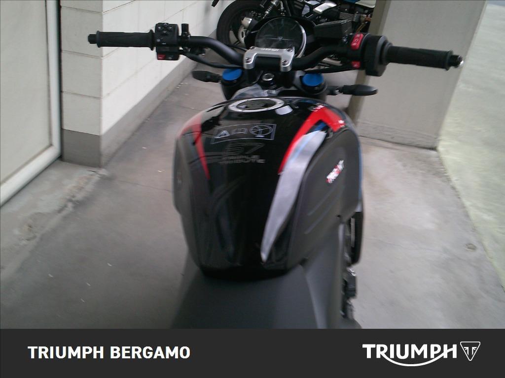 TRIUMPH Trident 660 Triple Tribute Abs