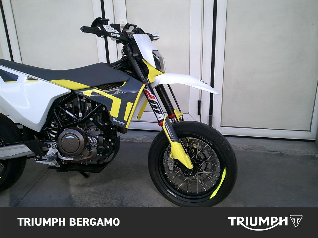 HUSQVARNA Supermoto 701 4T 