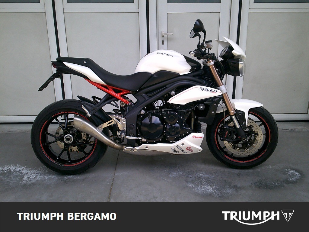 TRIUMPH Speed Triple 1050 