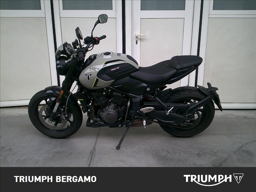 TRIUMPH Trident 660 Jet Black Abs