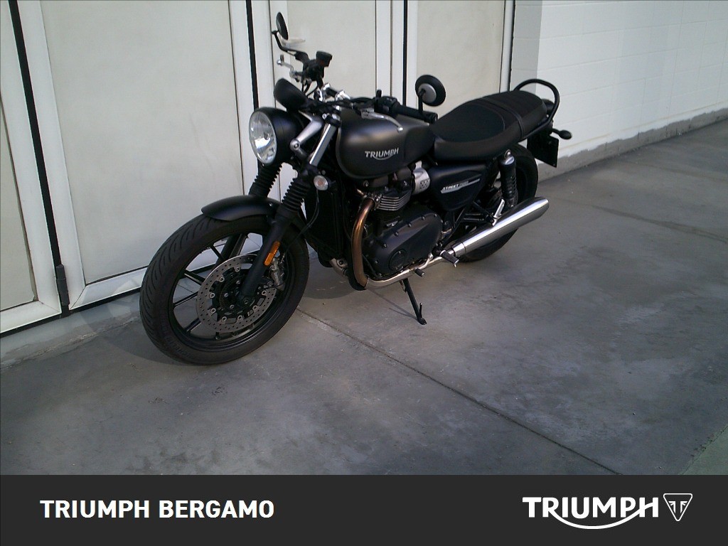 TRIUMPH Street Twin 900 